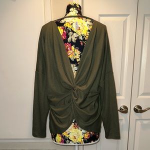 Long Sleeve with Twisted Knot back NWT